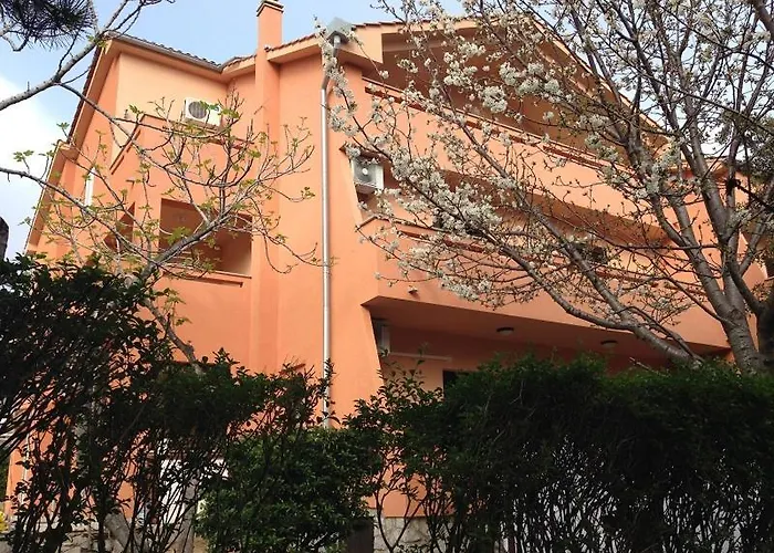 Apartament Mirjana *