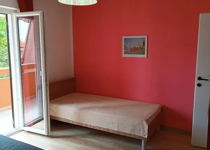 Apartament Mirjana *