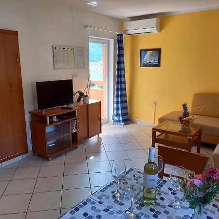 דירה Mirjana באסקה